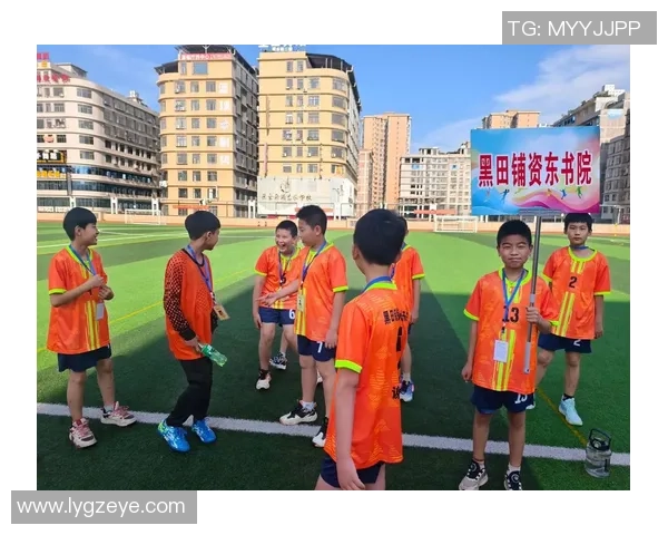 2月8日出生的足球巨星盘点 他们如何在绿茵场上书写传奇 2月8日出生的足球巨星盘点 他们如何在绿茵场上书写传奇