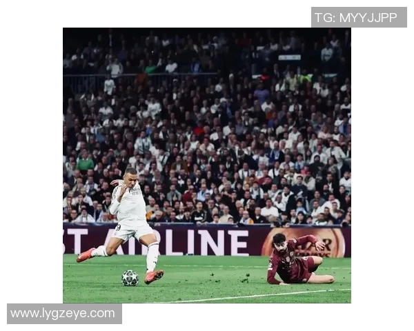 最伟大足球球星评论员的独特视角与精彩解读助力球迷全面解析赛事内幕